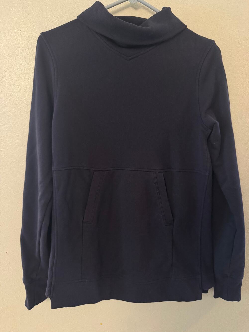 Lululemon Press Pause Pullover in Midnight Navy women's 4